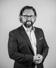 Barrie Tanner MA, MBA